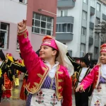 bursa-gemlikte-1470-ogrenci-sanatla-bulusuyor-2NBFmBft.webp