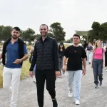 izmir-ciglide-genclik-ataturk-icin-yurudu-GfYKTeb3.webp