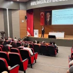 kayseri-melikgaziden-personeline-aile-egitimi-hVvt4sJY.webp