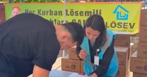 losev-istanbulda-mutluluk-paylastikca-cogaliyor-KVQmNOu1.webp